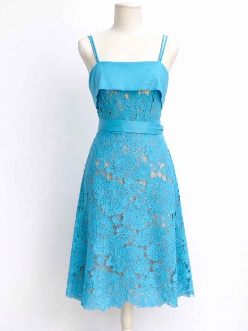 NWT Dalia MacPhee Blue Lace Cocktail Dress Size S Style D2047